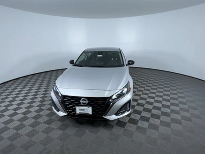 Certified 2025 Nissan Altima 2.5 SR
