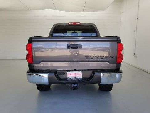 Used 2017 Toyota Tundra SR5 w/ SR5 Upgrade Package RWD image 6