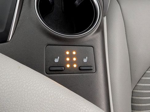 Certified 2023 Toyota Camry SE image 24