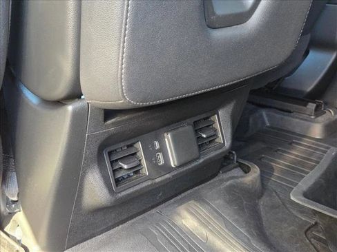Used 2022 GMC Sierra 1500 Elevation w/ LPO, Elevation Black Package AWD/4WD image 17