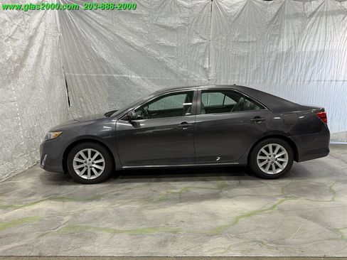 Used 2014 Toyota Camry XLE FWD image 13