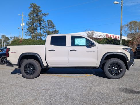 New 2026 Chevrolet Colorado Trail Boss image 3