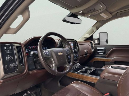 Used 2015 Chevrolet Silverado 2500 High Country AWD/4WD image 12