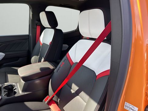 New 2026 GMC Canyon AT4X image 27