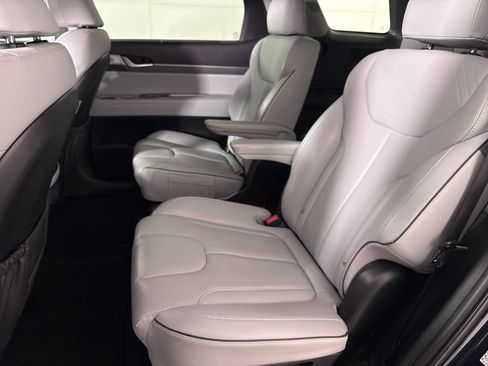 Used 2024 Hyundai Palisade SEL w/ Premium Package image 15