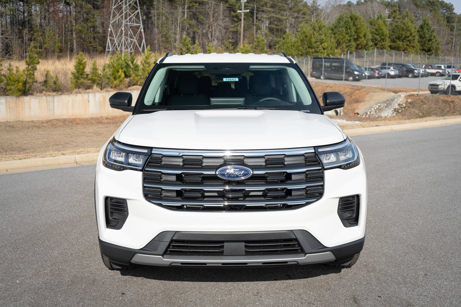 New 2026 Ford Explorer Active RWD image 2