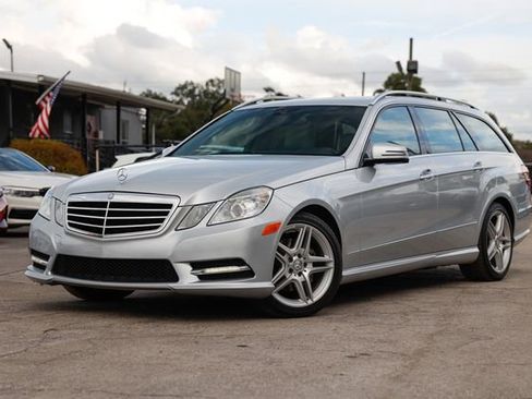 Used 2013 Mercedes-Benz E 350 4MATIC Wagon image 1