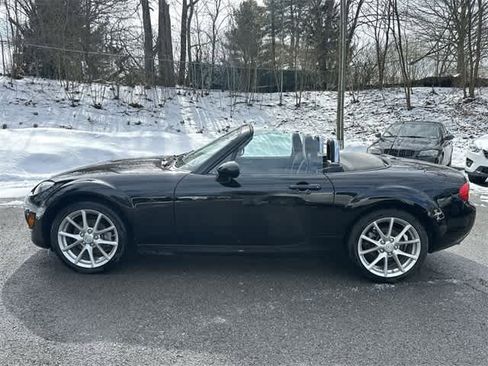 Used 2012 MAZDA MX-5 Miata Touring w/ Suspension Pkg image 2