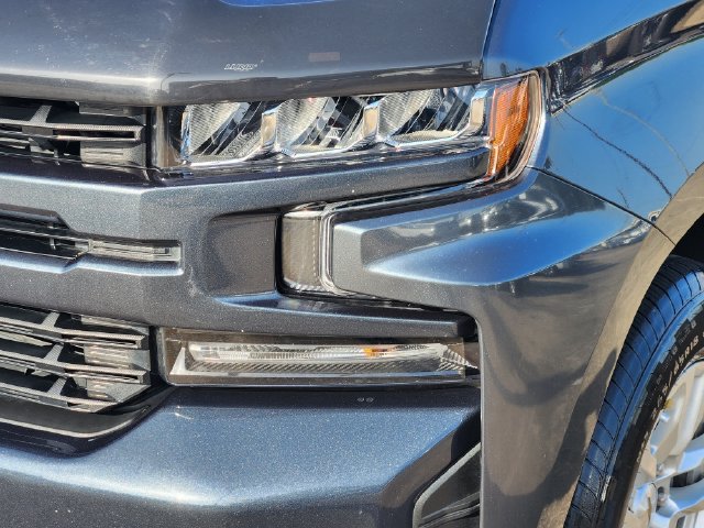 Used 2022 Chevrolet Silverado 1500 RST w/ Convenience Package II RWD image 9