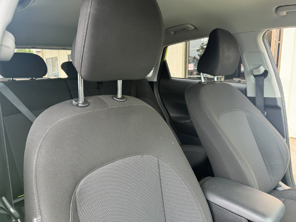 Used 2024 Hyundai Kona SEL AWD/4WD image 23