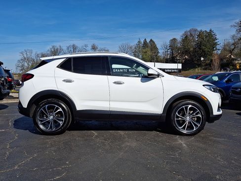 Used 2021 Buick Encore GX Essence AWD/4WD image 7