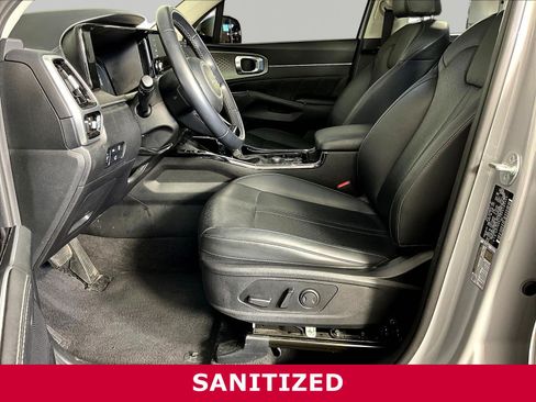 Used 2023 Kia Sorento SX AWD/4WD image 19