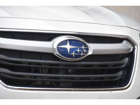 Certified 2022 Subaru Outback Touring image 10