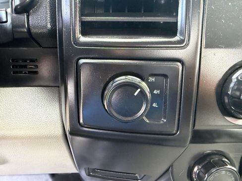 Used 2019 Ford F150 XL w/ Equipment Group 101A Mid AWD/4WD image 24