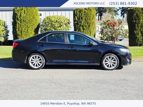 Used 2012 Toyota Camry SE image 6