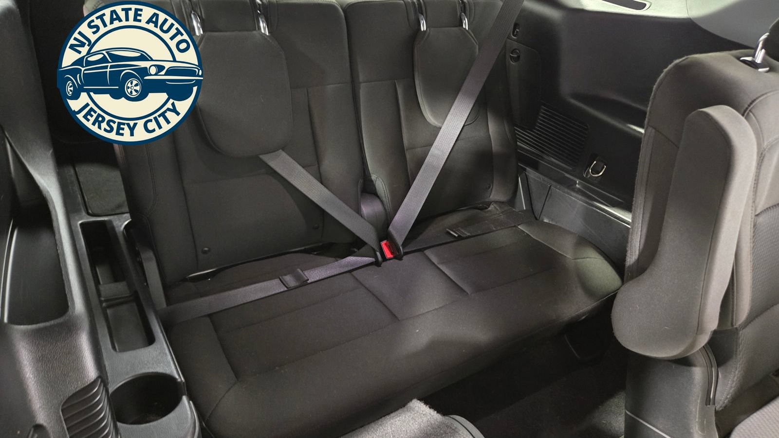 Used 2022 Ford Explorer XLT AWD/4WD image 6