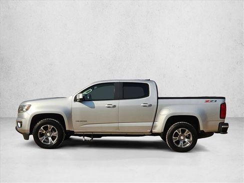 Used 2018 Chevrolet Colorado Z71 AWD/4WD image 9