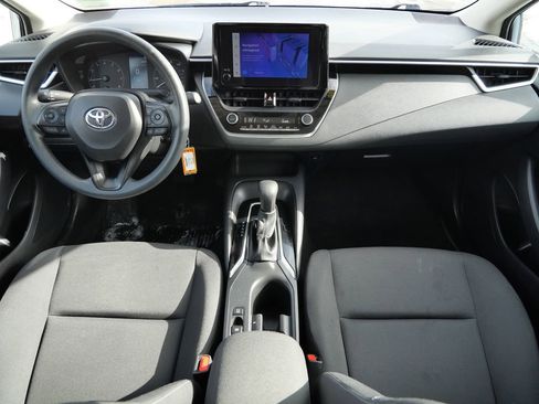 Used 2024 Toyota Corolla LE image 35
