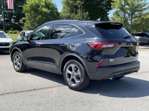 Certified 2025 Ford Escape ST-Line AWD/4WD image 3