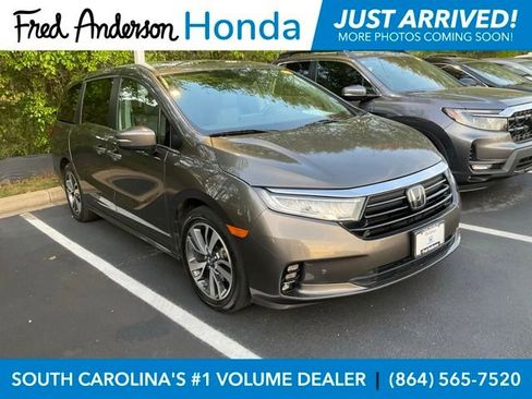 Used 2021 Honda Odyssey Touring image 1
