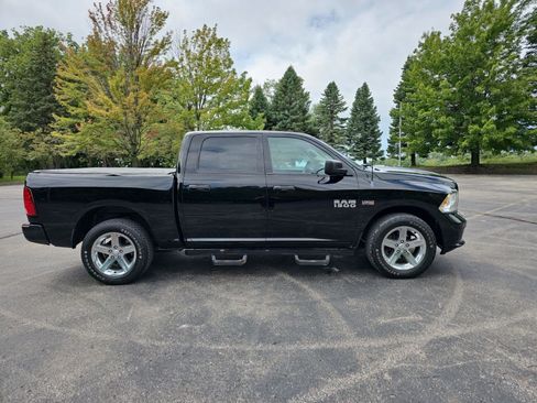 Used 2014 RAM 1500 Express AWD/4WD image 7