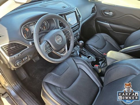 Used 2022 Jeep Cherokee Limited image 18