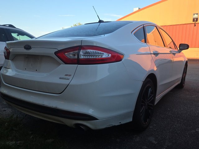 Used 2014 Ford Fusion SE w/ Equipment Group 202A FWD image 7