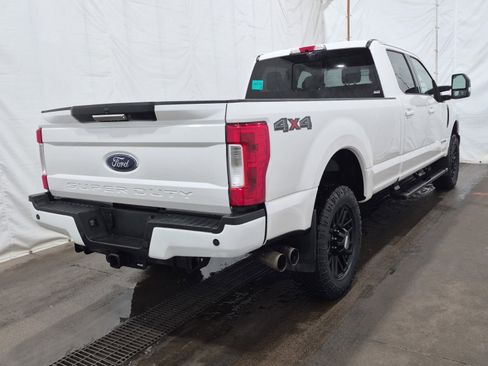 Used 2019 Ford F250 Lariat w/ Lariat Ultimate Package AWD/4WD image 3