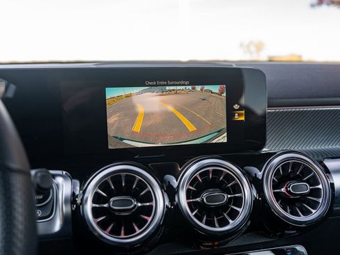 Used 2023 Mercedes-Benz GLB 35 AMG 4MATIC image 29