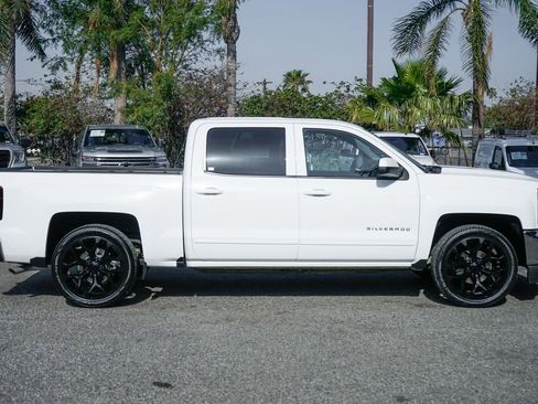 Used 2018 Chevrolet Silverado 1500 LT w/ All Star Edition RWD image 10
