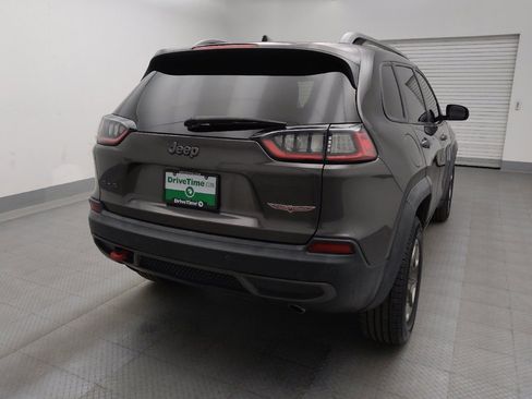 Used 2019 Jeep Cherokee Trailhawk w/ Cold Weather Group AWD/4WD image 7