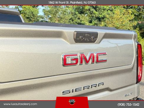 Used 2026 GMC Sierra 1500 SLT AWD/4WD image 15