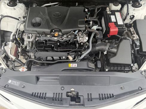 Used 2021 Toyota Camry LE FWD image 30