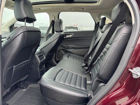 Used 2024 Ford Edge SEL w/ Convenience Package image 12