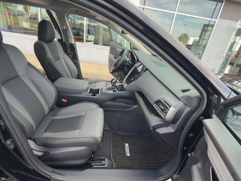 Certified 2025 Subaru Outback Onyx Edition image 10