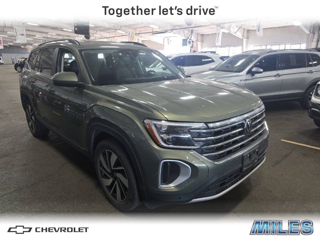 Used 2026 Volkswagen Atlas SE FWD image 1