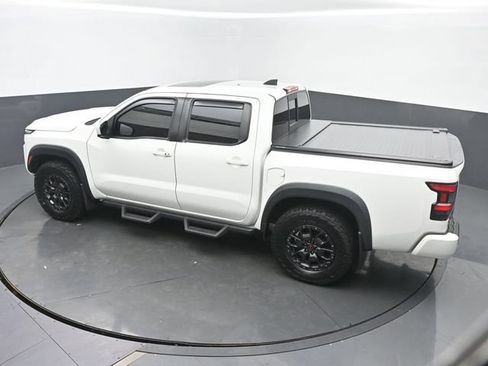 Used 2022 Nissan Frontier PRO-4X w/ Off-Road Protection Package AWD/4WD image 38
