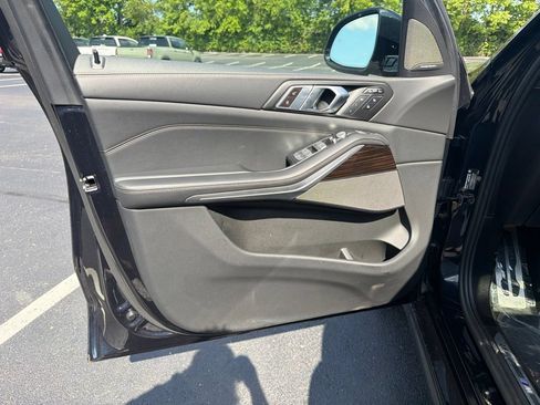 Used 2024 BMW X7 xDrive40i w/ Executive Package AWD/4WD image 18
