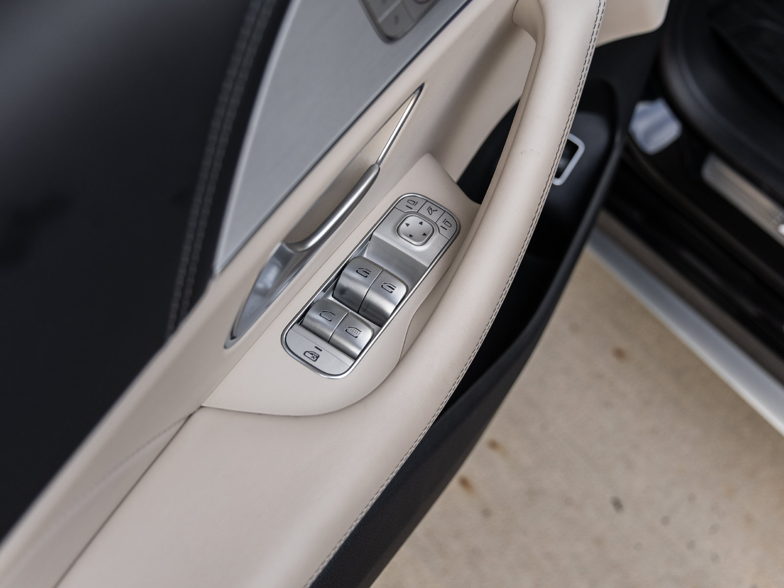 Used 2024 Mercedes-Benz GLE 63 AMG S image 23