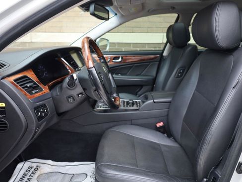 Used 2015 Hyundai Equus Signature RWD image 14