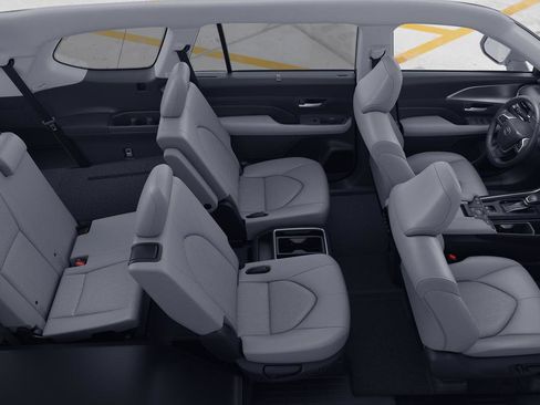 New 2026 Toyota Grand Highlander AWD image 4