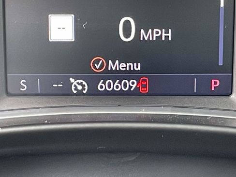 Used 2020 Chevrolet Equinox Premier image 12