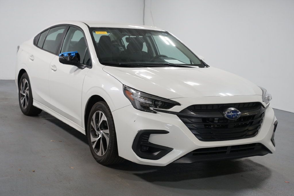 Used 2024 Subaru Legacy Premium AWD/4WD image 3