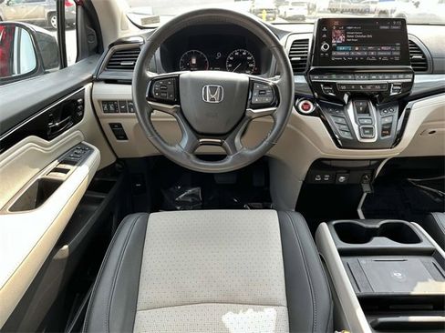 Certified 2025 Honda Odyssey Elite image 18