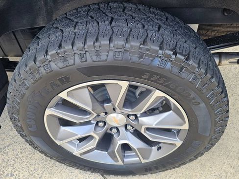 Used 2024 Chevrolet Silverado 1500 LTZ AWD/4WD image 6