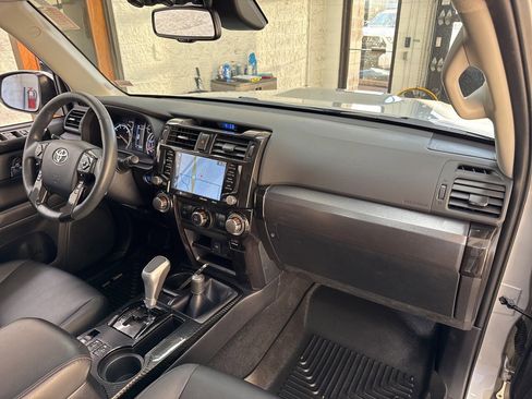 Certified 2022 Toyota 4Runner TRD Off-Road Premium image 53