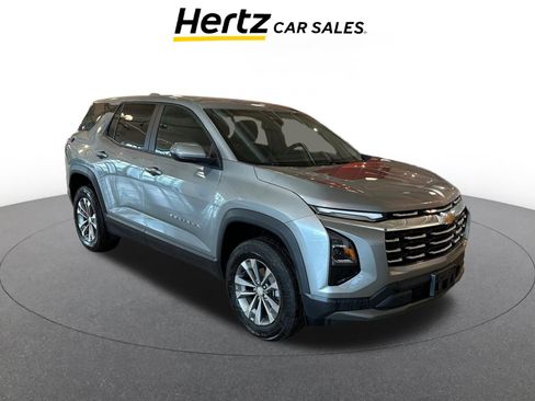 Used 2025 Chevrolet Equinox LT image 1