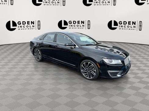 Used 2020 Lincoln MKZ w/ Convenience Package FWD image 2