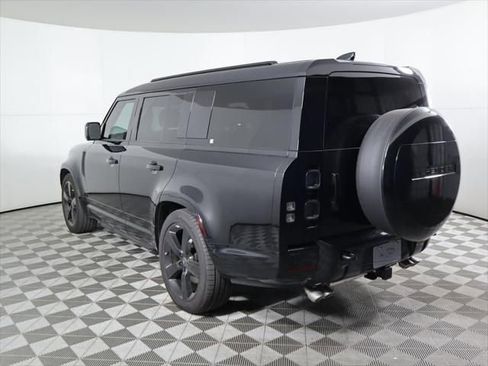 New 2025 Land Rover Defender 130 V8 AWD/4WD image 7