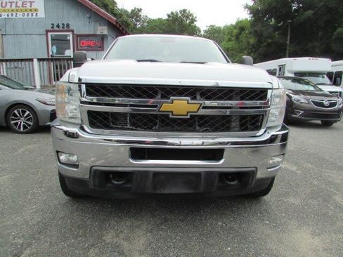 Used 2014 Chevrolet Silverado 2500 LT w/ Interior Plus Package AWD/4WD image 2